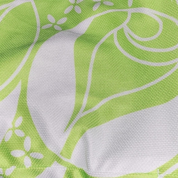 Athleta size Large cycling/running jersey, pockets in the back, 3/4 front zipper - Picture 12 of 12